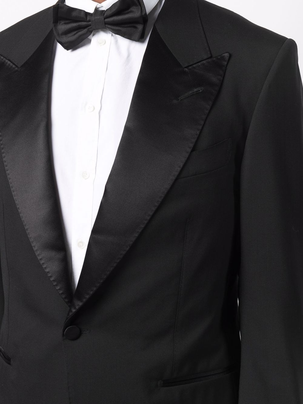 tom ford peak lapel tuxedo