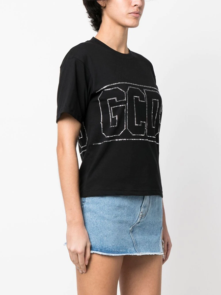 gcds T-shirt corta con logo borchiato su  - 25424 -  SA