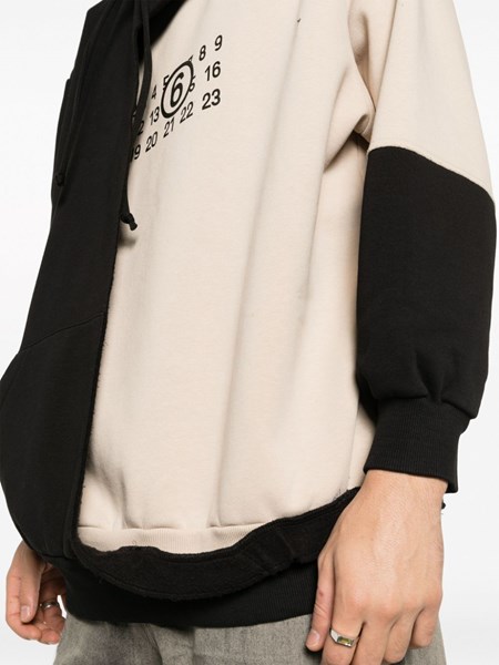 mm6 maison margiela Hoodie available on theapartmentcosenza