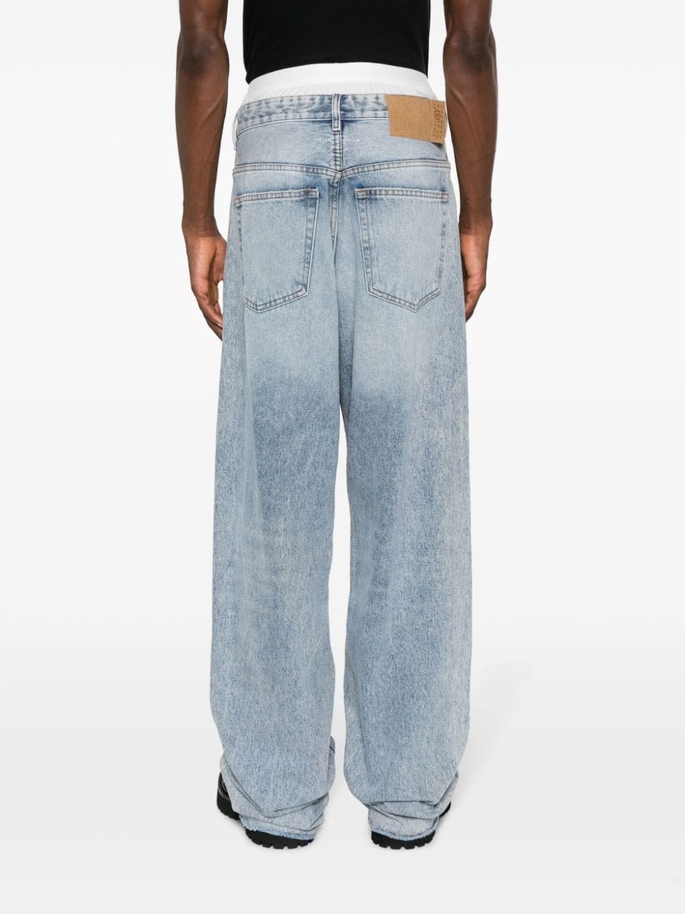 mm6 maison margiela Comfortable fit jeans available on