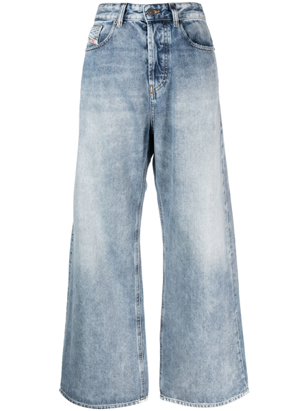 Wide leg jeans